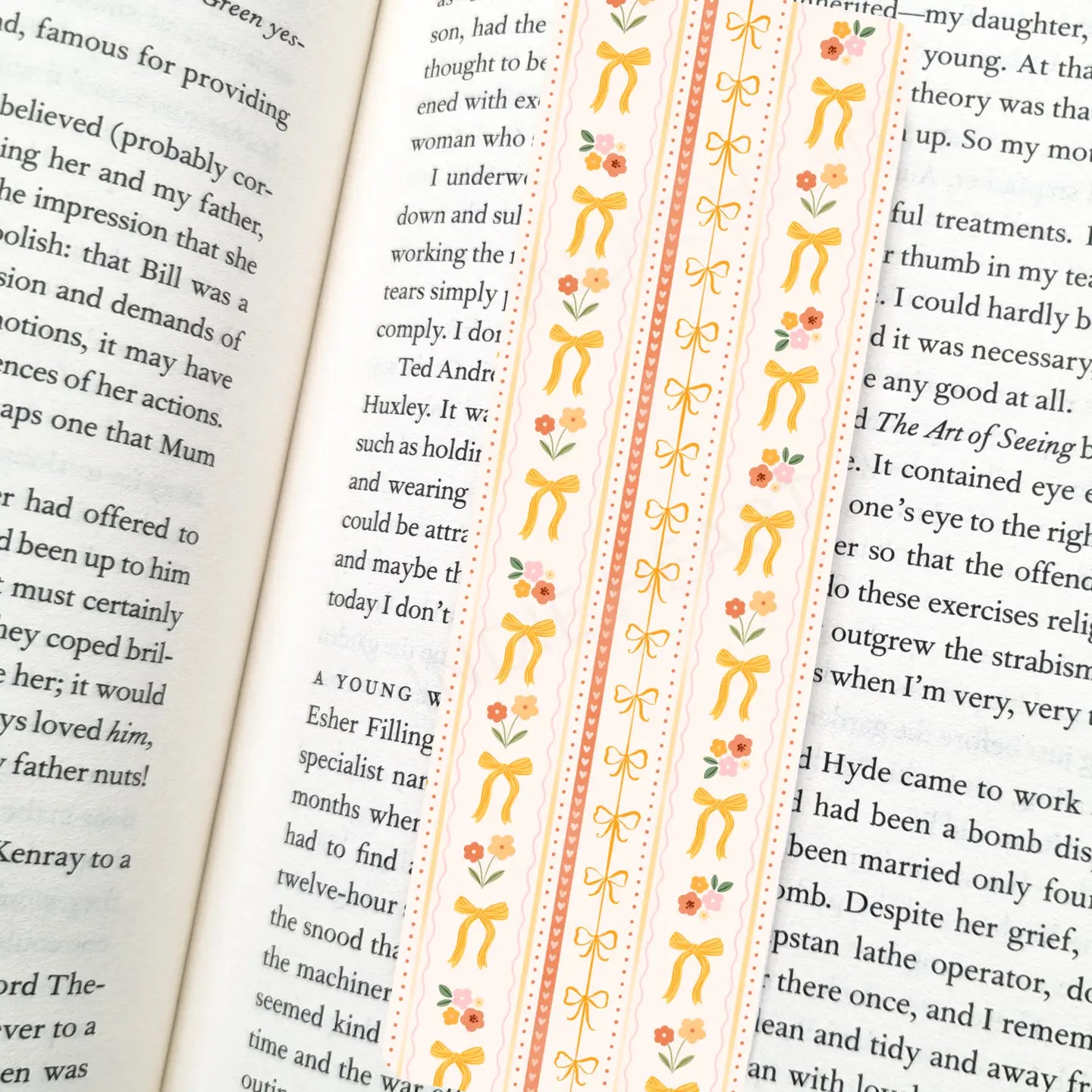Spring Bows Yellow / bookmark