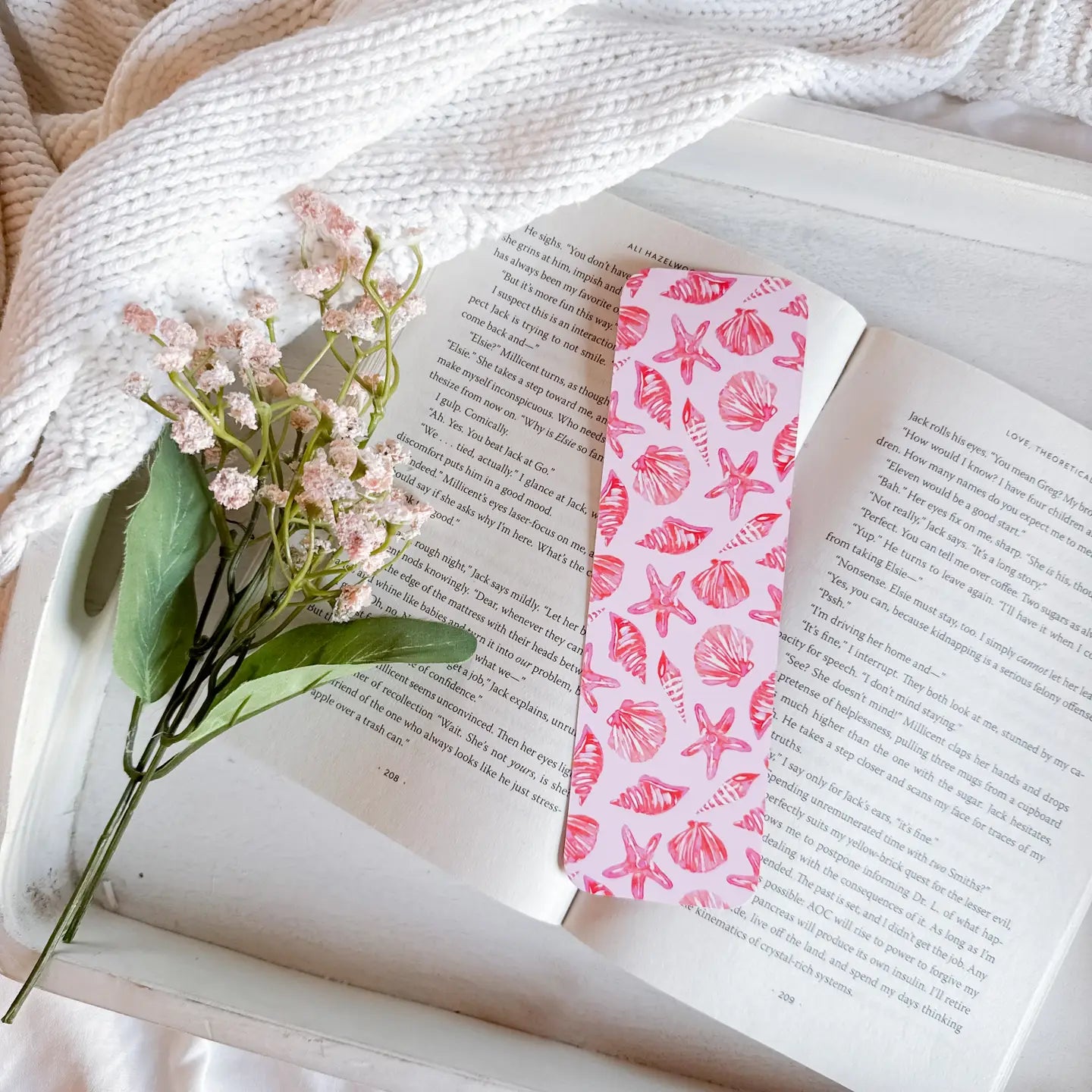 Selling Seashells / bookmark