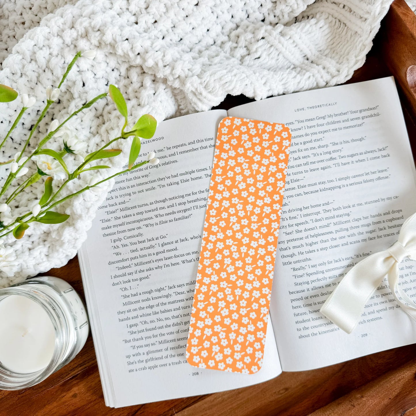 Ditsy Daisies / bookmark