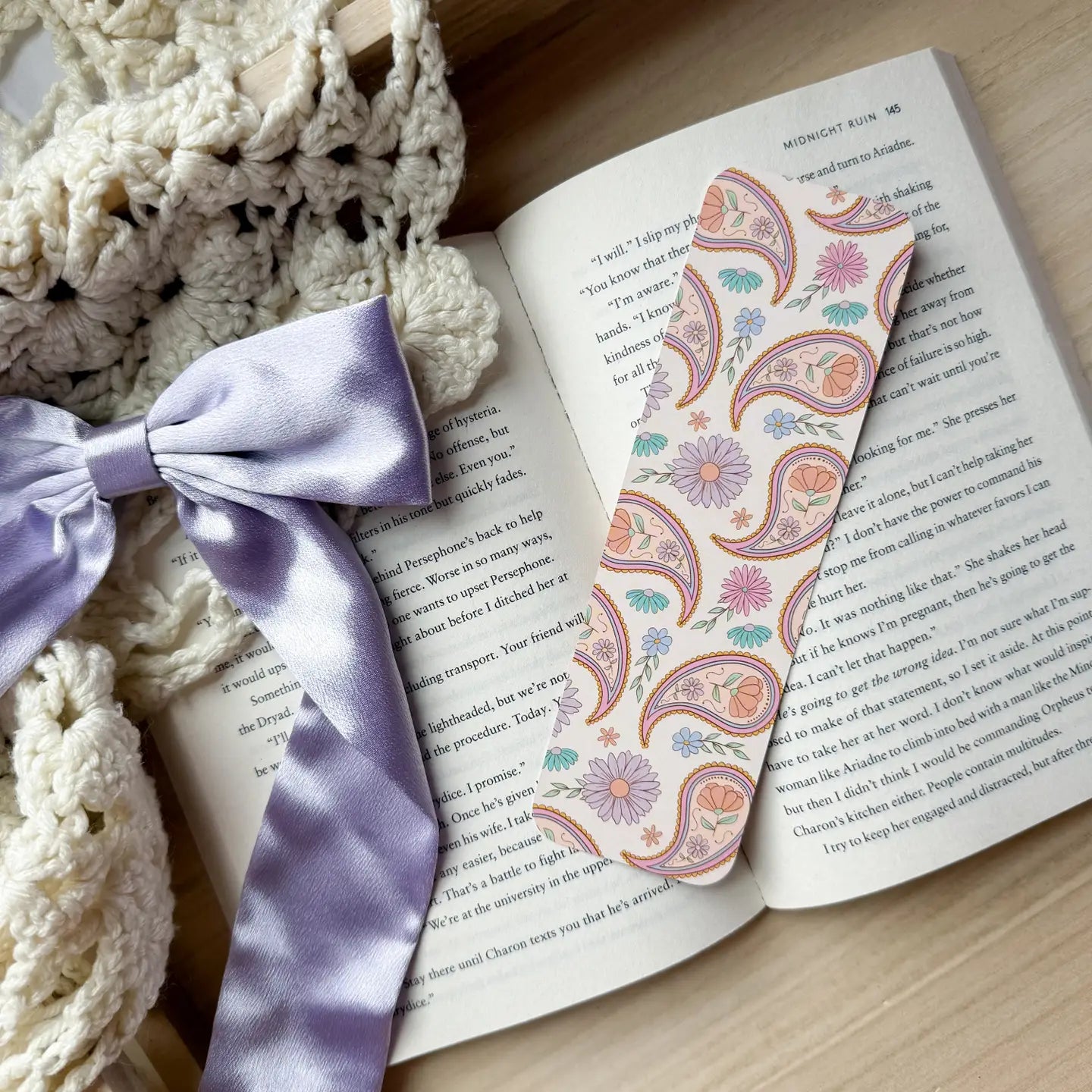 Paisley / bookmark