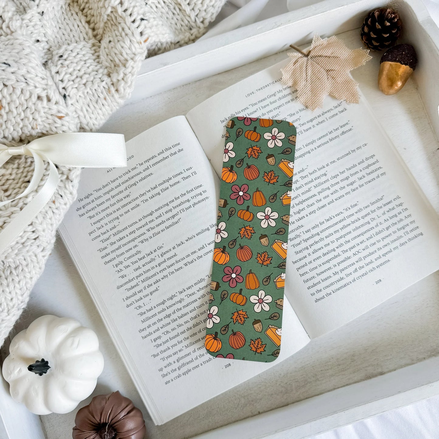 Pumpkin Pie / bookmark