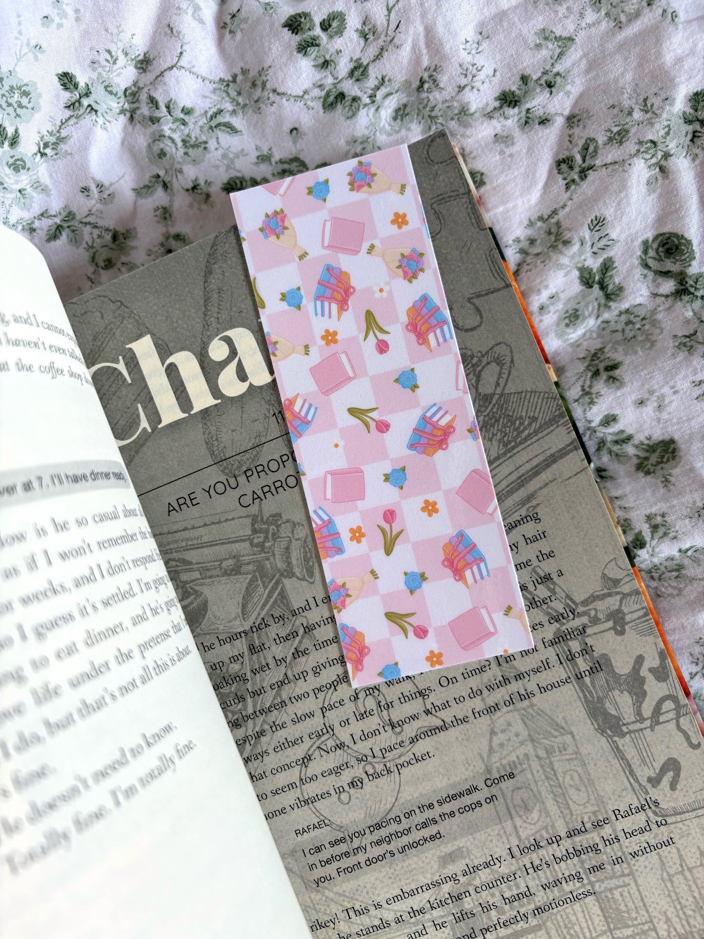 Books + Blooms / bookmark