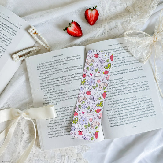 Cake & Croissants / bookmark