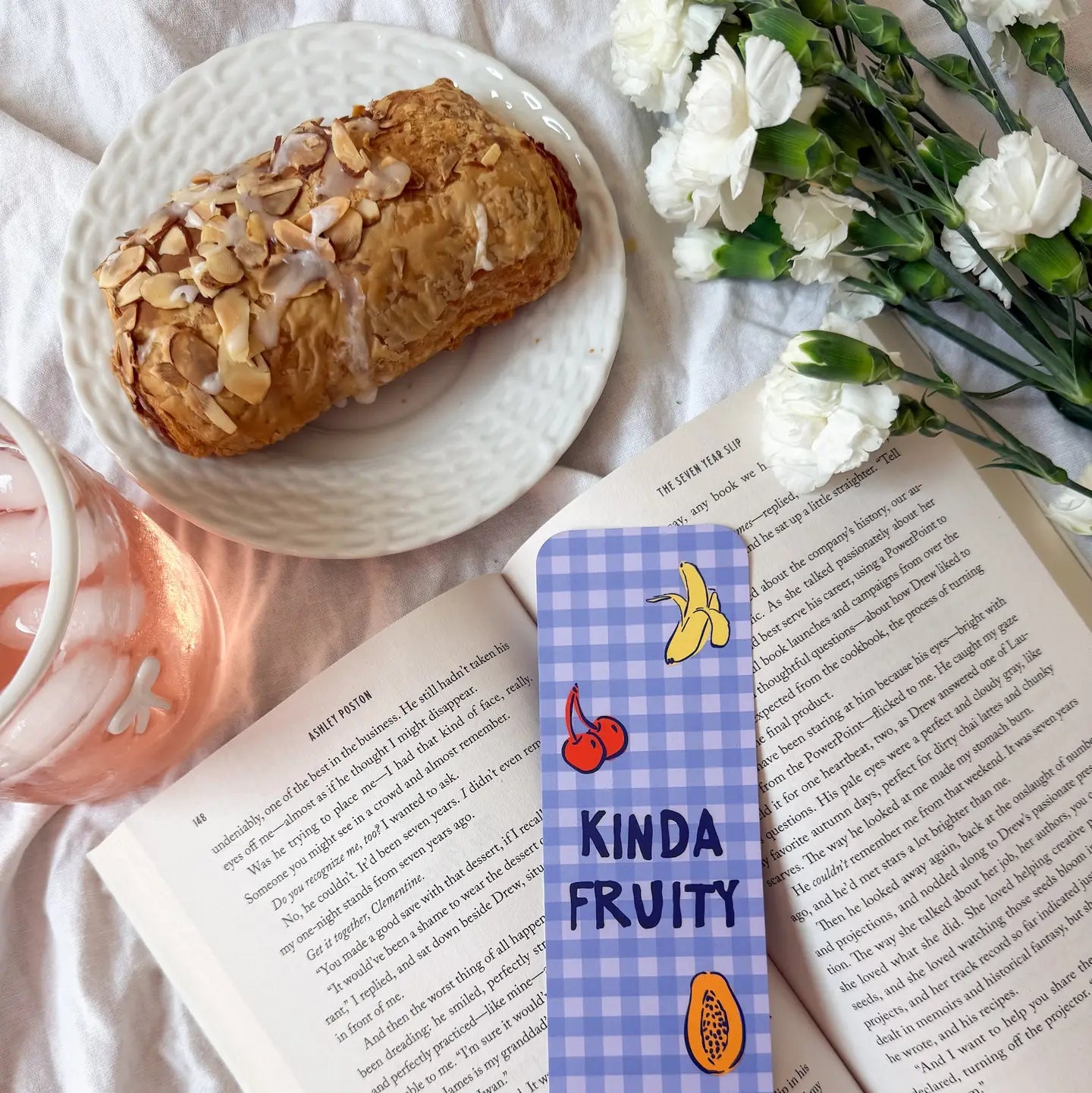 Kinda Fruity / bookmark