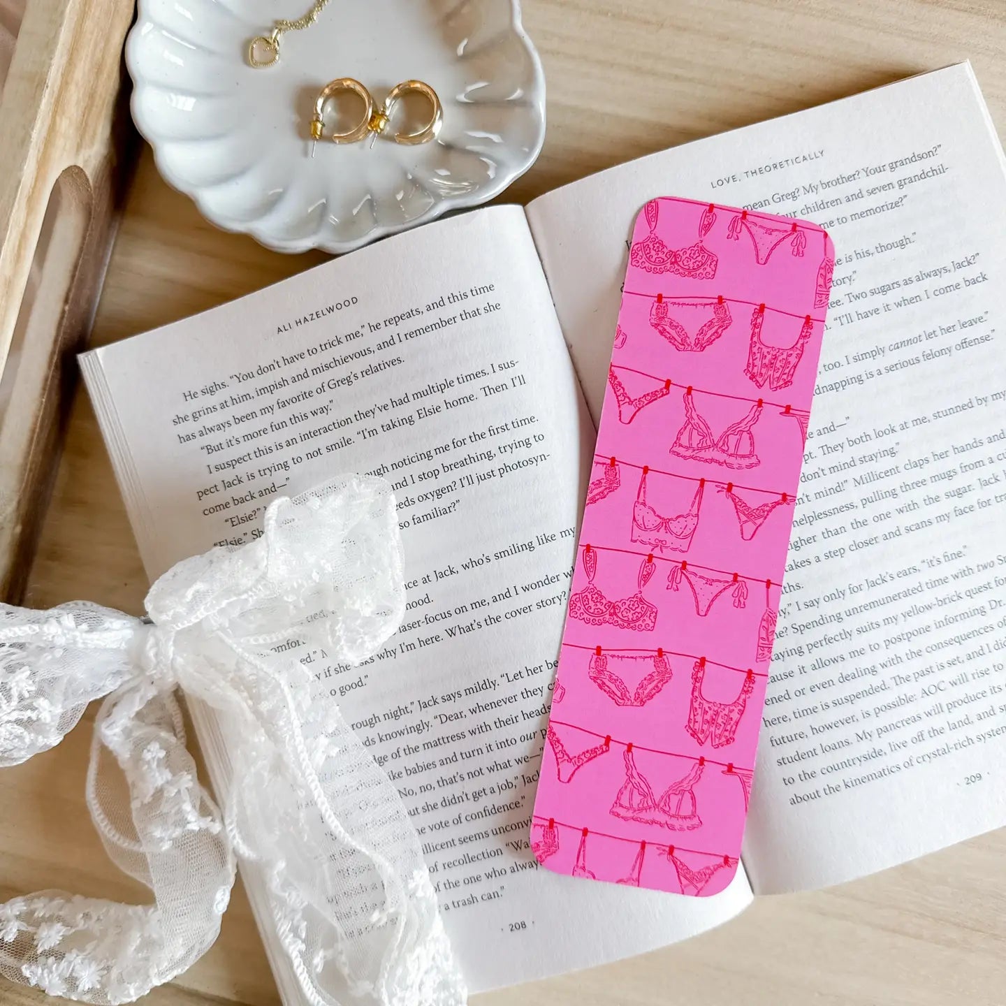 Lingerie w/ tassel / bookmark