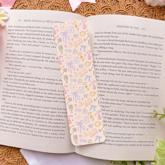 Vintage Trinkets / bookmark