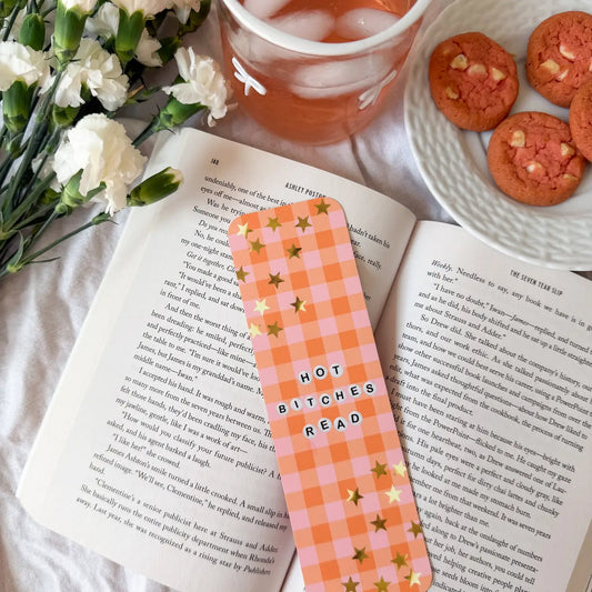 Hot Bitches Read / bookmark
