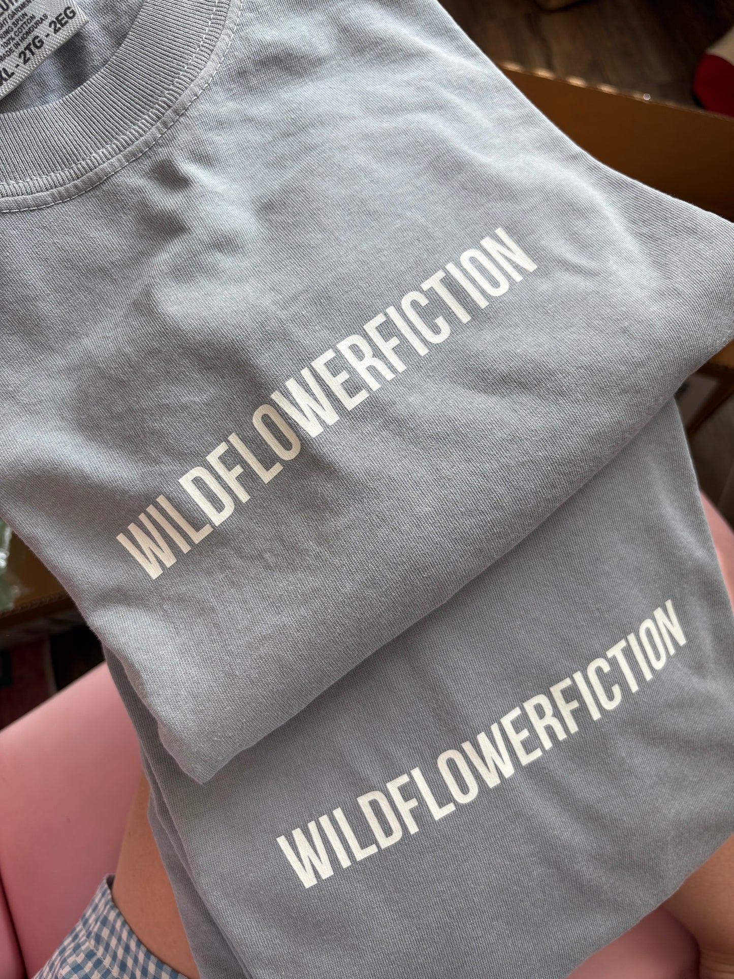 Wildflower Fiction / t-shirt