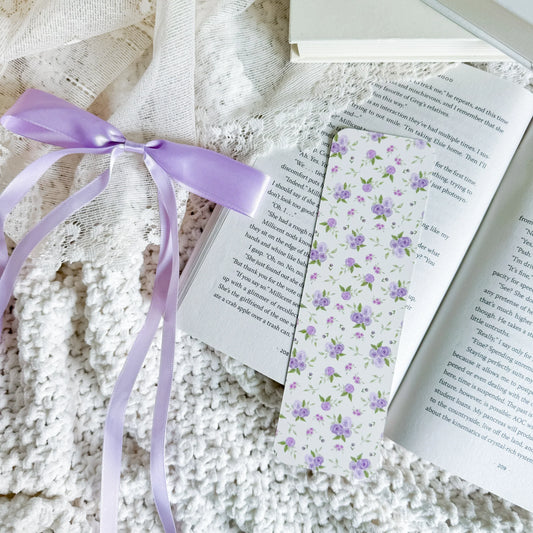 Dainty Lavender Roses / bookmark