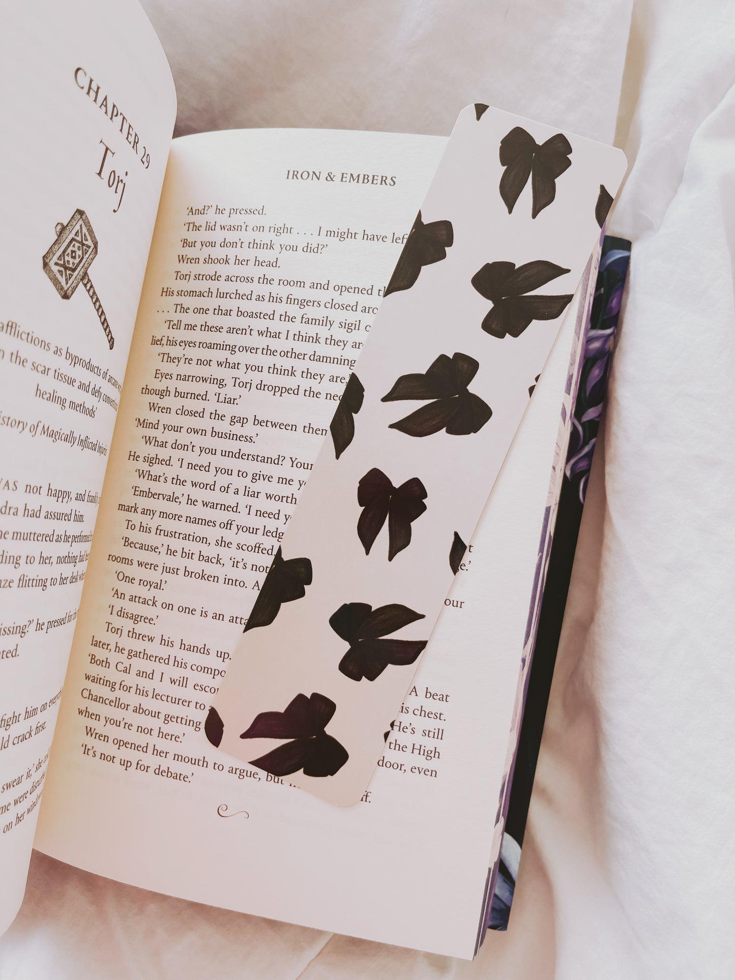 Black Bows / bookmark
