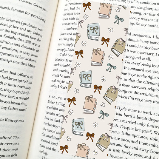 Beige Coquette / bookmark